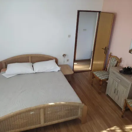 Apartment Franjo